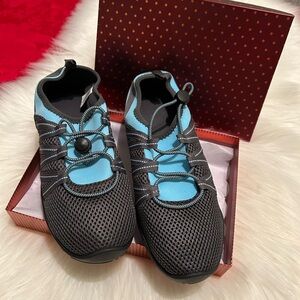 Women's Black and Blue Athletic Shoes